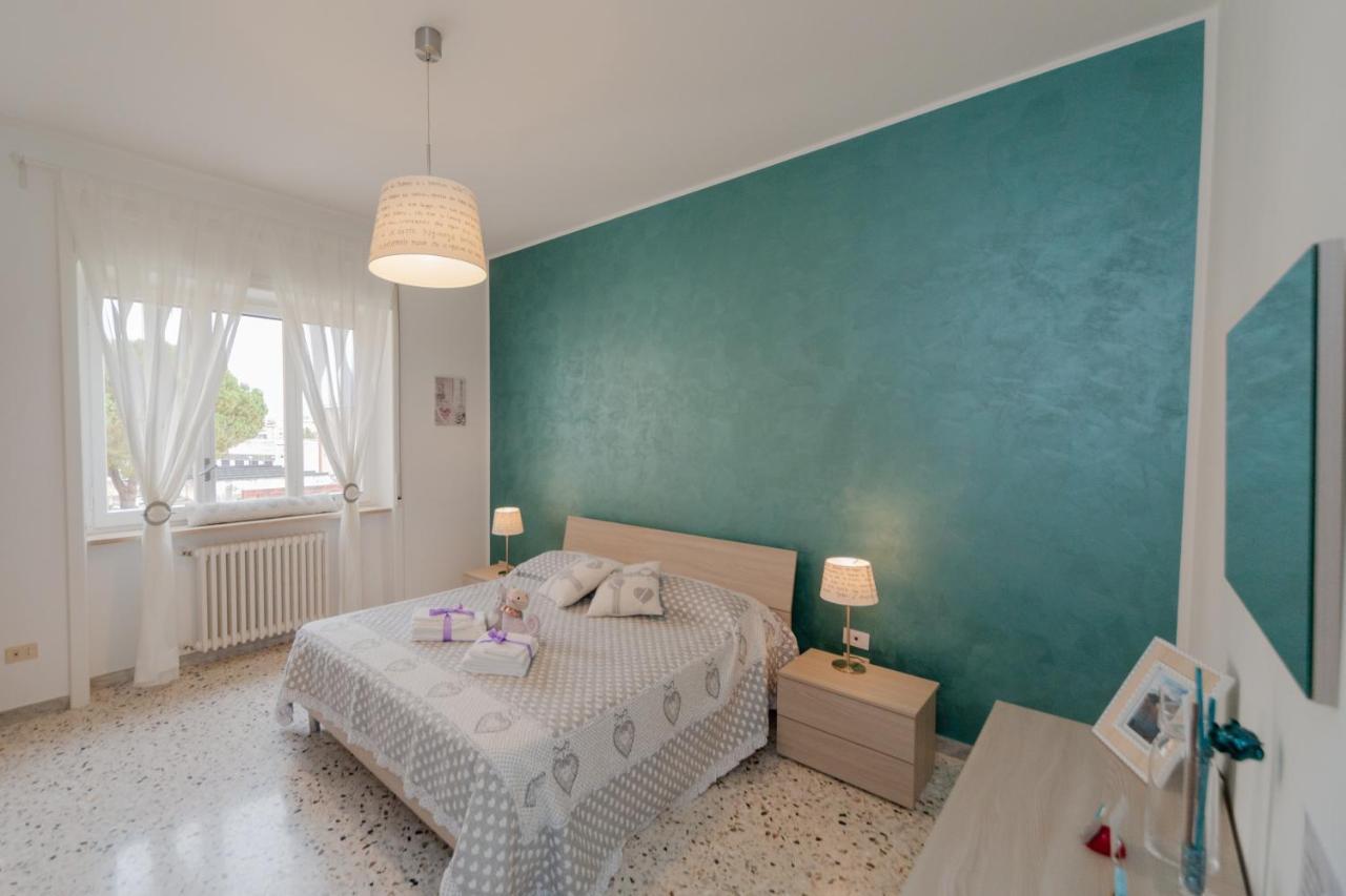 Bed and Breakfast Casa Luisa à Salernes Extérieur photo