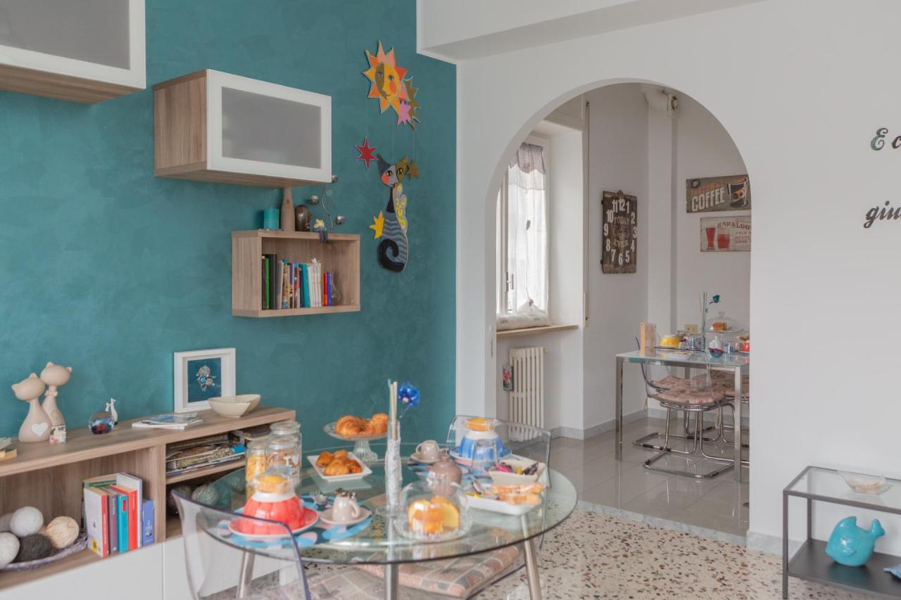 Bed and Breakfast Casa Luisa à Salernes Extérieur photo