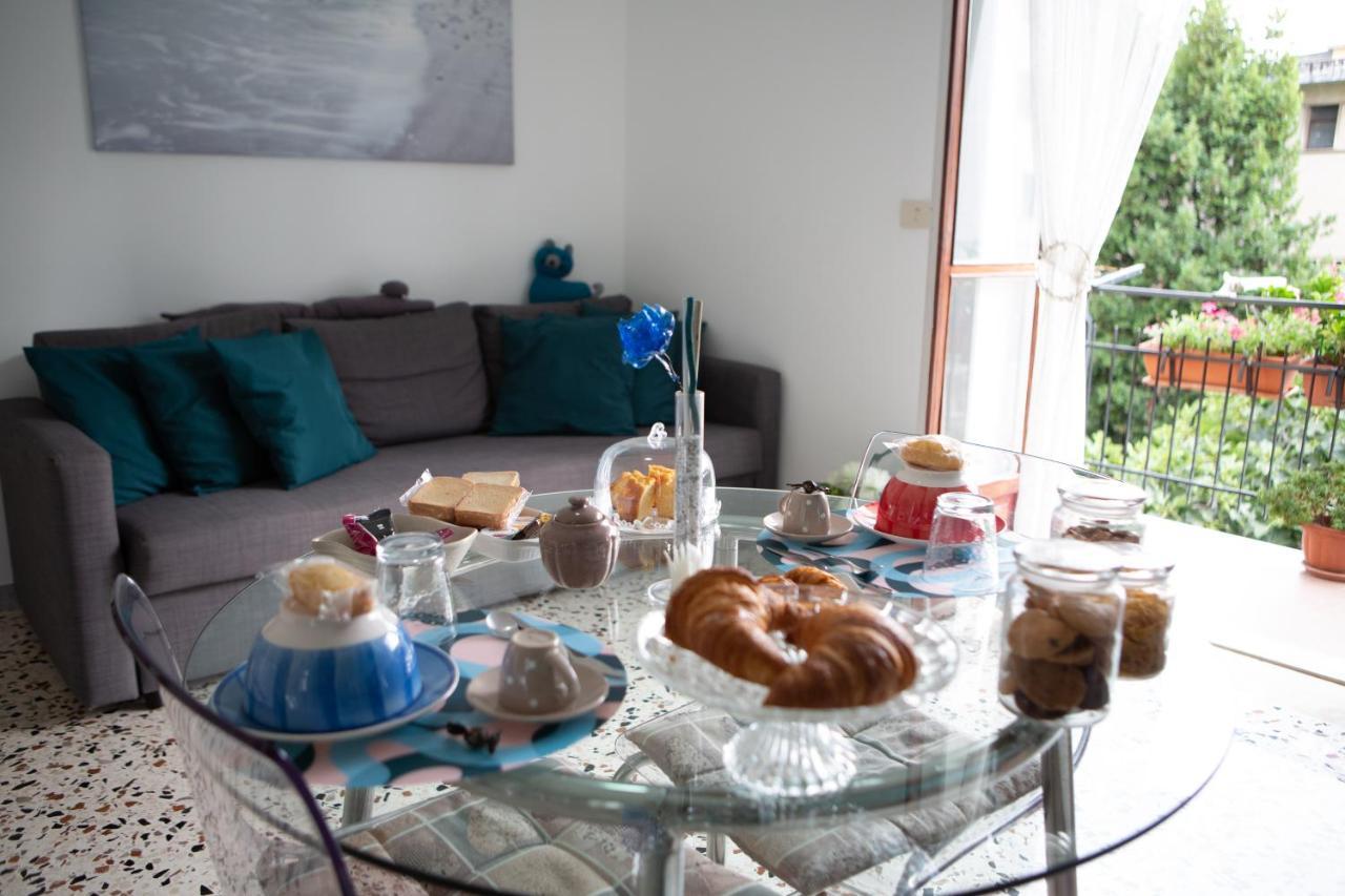 Bed and Breakfast Casa Luisa à Salernes Extérieur photo